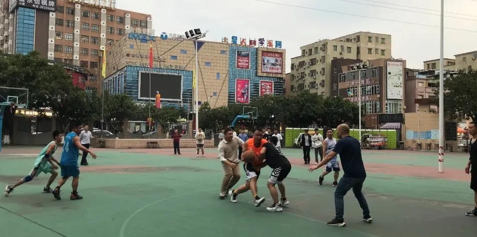 20211208校职工运动会5.jpg 20211208校职工运动会5.jpg