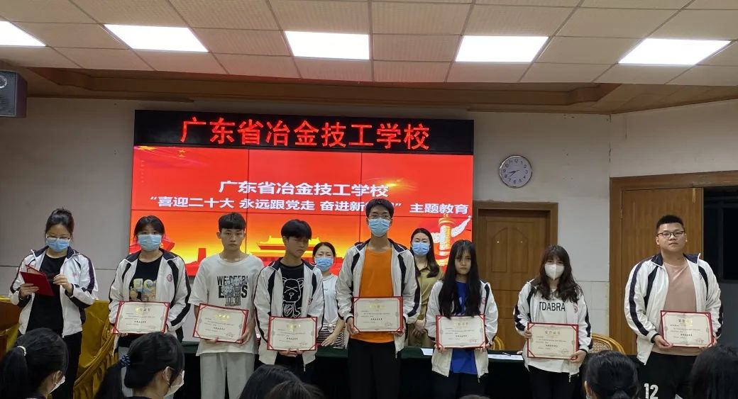 跟党走3.jpg 跟党走3.jpg