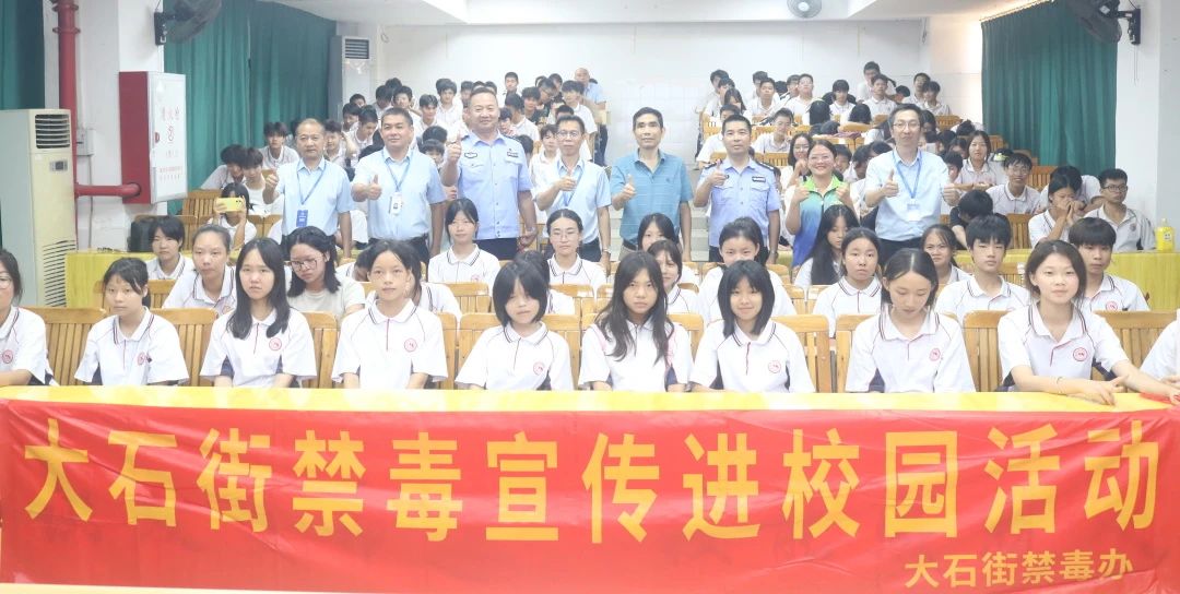 和谐校园5.jpg 和谐校园5.jpg